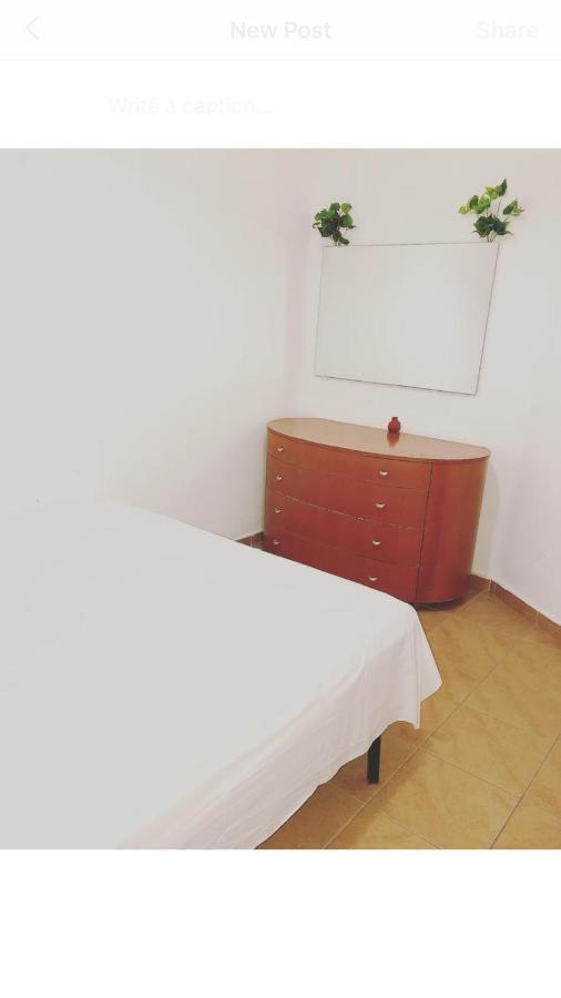 Star Guest- House Hotel Or Yehuda Bagian luar foto